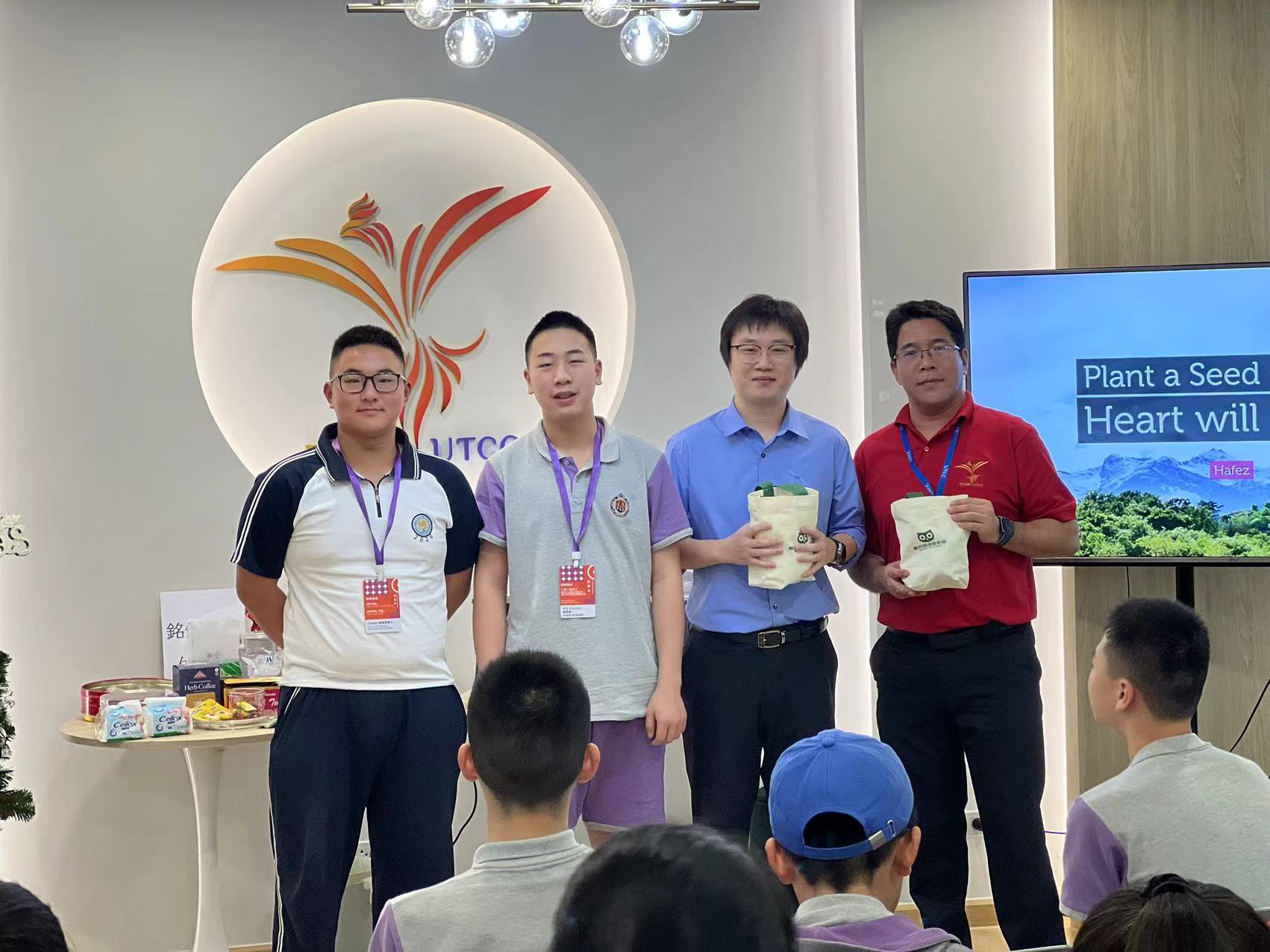 e332426dd194573c15c346afc3a9d11